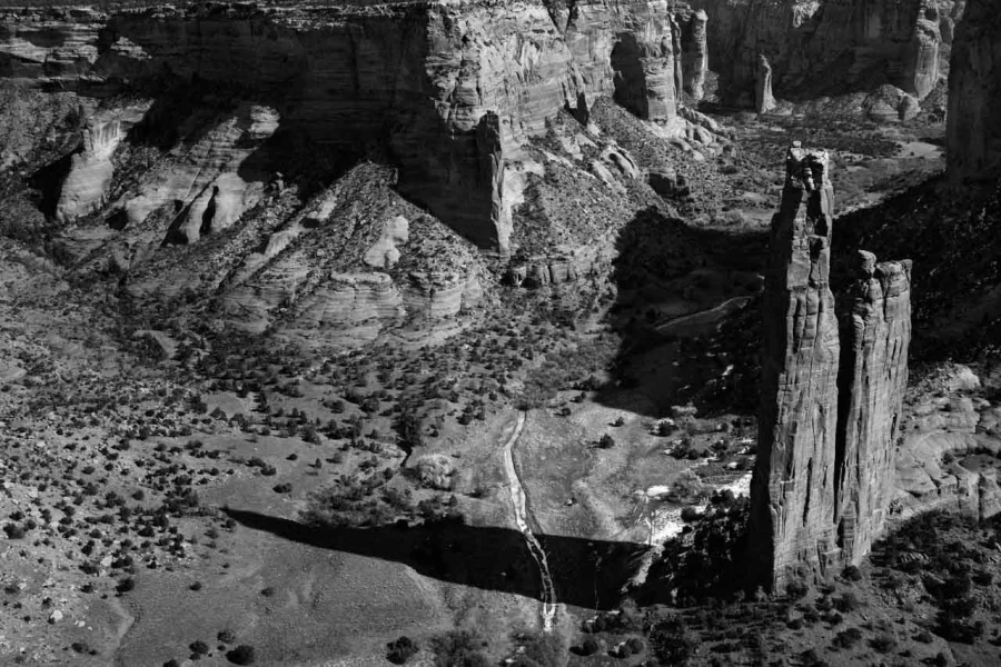 Photo du Canyon de Chelly dans l'Arizona en noir et blanc. Photo du Canyon de Chelly dans l'Arizona en noir et blanc.