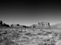 Paysage de Valley of the Gods dans l'Utah en noir et blanc.