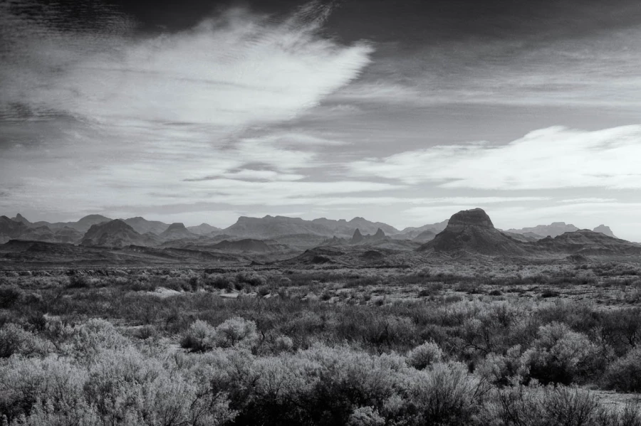 Paysage de Big Bend au Texas en noir et blanc. Paysage de Big Bend au Texas en noir et blanc.