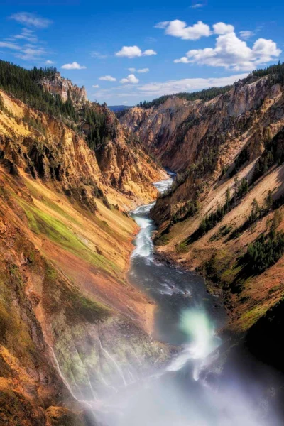 07 landscape yellowstone in color