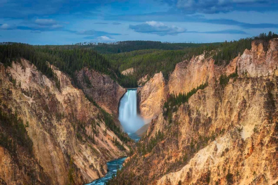 08 landscape yellowstone in color