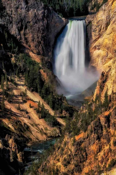 11 landscape yellowstone in color