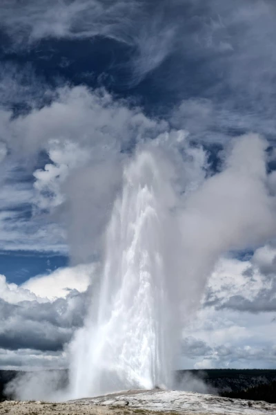 29 landscape yellowstone in color