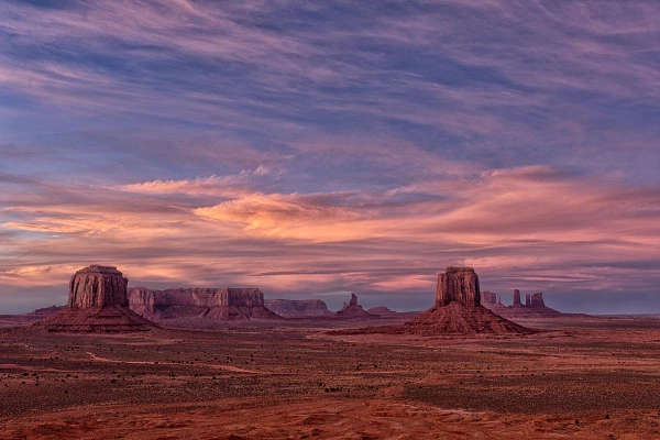 Landscape of Monument Valley in Arizona. Photograph by Amar Guillen, photographer artist.