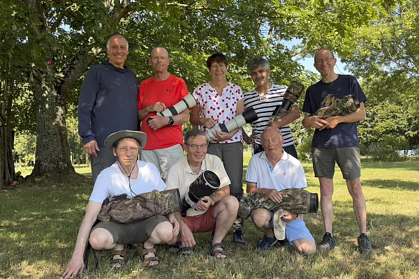 Les participants au stage de photo animalière en affût flottant du 2O juin 2026 en Dombes.
